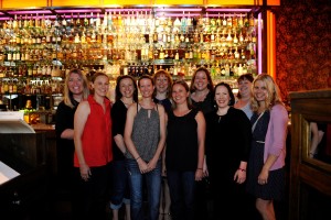 2001 Auggie alumnae gather for dinner at the MonteCarlo Minneapolis.